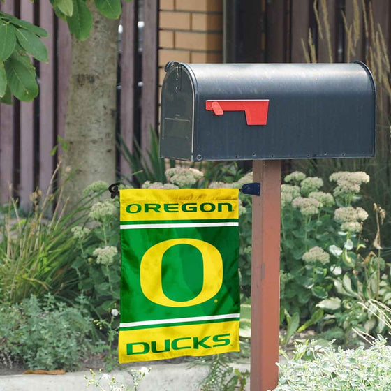 Oregon Ducks Garden Flag and Mailbox Post Pole Mount Holder Set