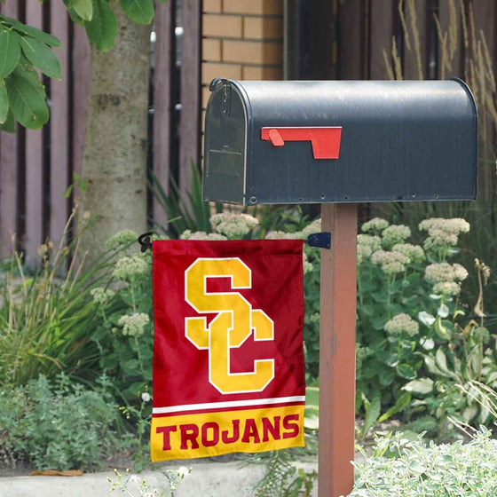 USC Trojans Garden Flag and Mailbox Post Pole Mount Holder Set