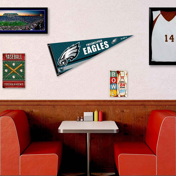 Philadelphia Eagles Pennant Banner and Wall Tack Pads