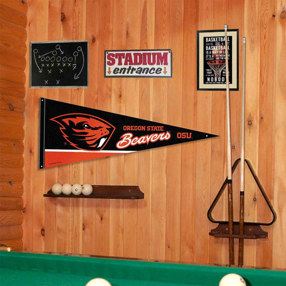 College Flags & Banners Co. Oregon State Beavers Beaver Logo Pennant Flag and Wall Tack Mount Pads