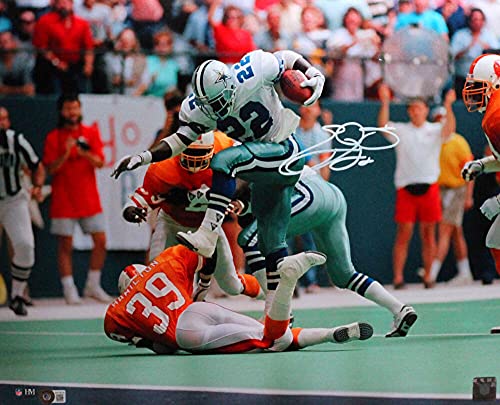 Emmitt Smith Autographed Cowboys Leap Over Players 16x20 HM Photo- Beckett WWte - 757 Sports Collectibles