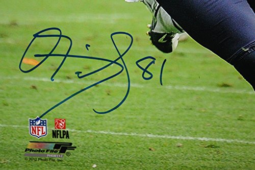 Owen Daniels Autographed 16x20 Vertical On Field Photo- TriStar Authenticated - 757 Sports Collectibles