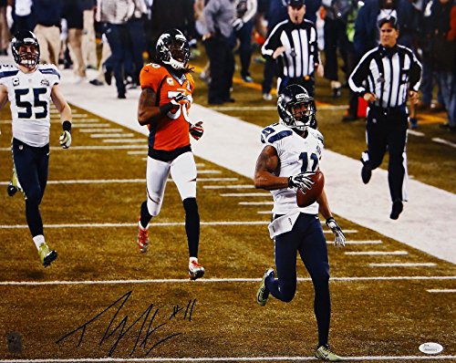 Percy Harvin Autographed Seahawks 16x20 Super Bowl Run Photo- JSA W Auth