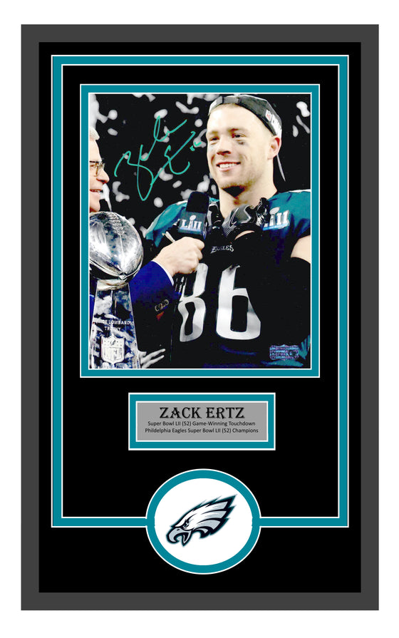 Philadelphia Eagles Signed Autograph Deluxe Framed 8x10 Photo (Trophy) - Ertz Exclusive Hologram